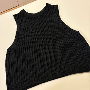 OAK + FORT Black Sweater Vest